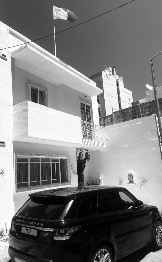 Ave Maria Guest House Saint Julian's ภายนอก รูปภาพ